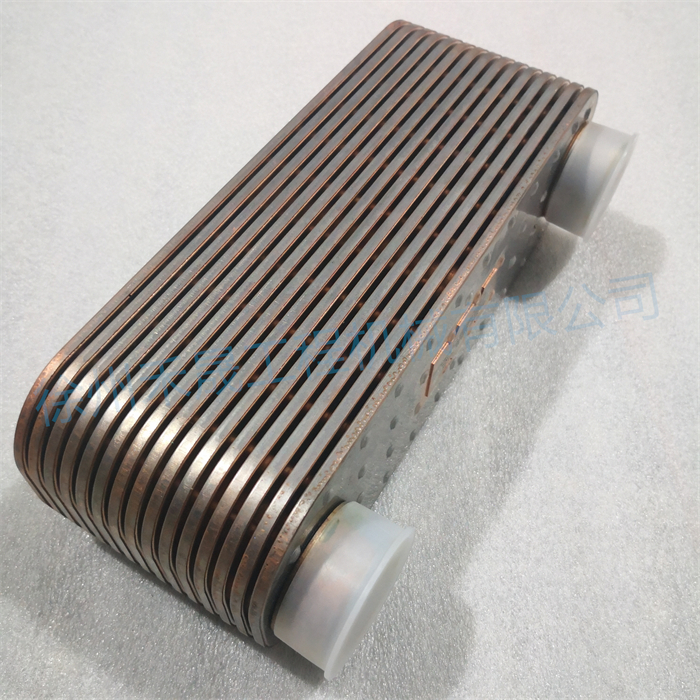  油冷却器 20715681/20405990